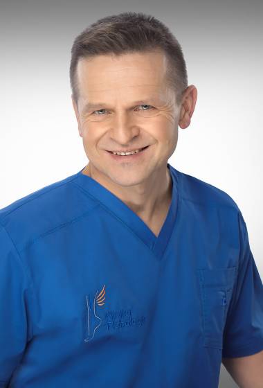 Chirurg naczyniowy Jerzy Leszczyński